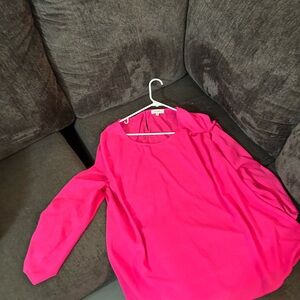 Umgee size 2XL Bright Pink Blouse with runched sleeves